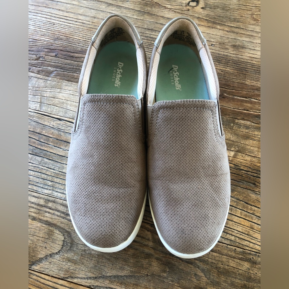 Dr. Scholl's Women's Beige Slip-On Flats